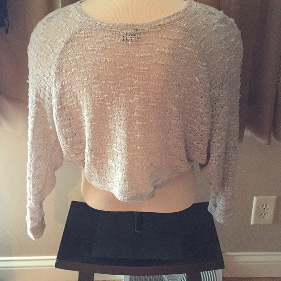 Juniors crop top sweater - Picture 2 of 4
